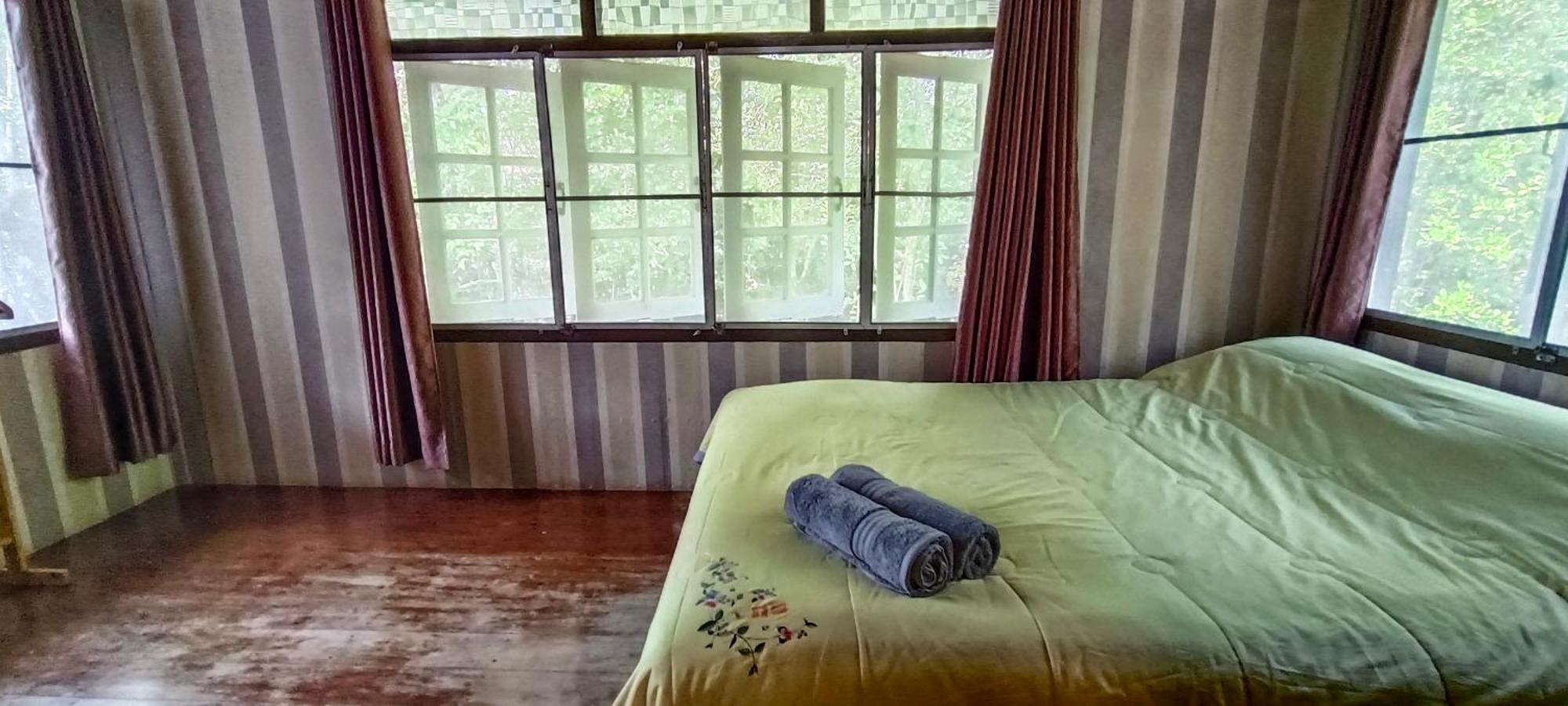 Ta Yai Homestay Ko Kut Экстерьер фото