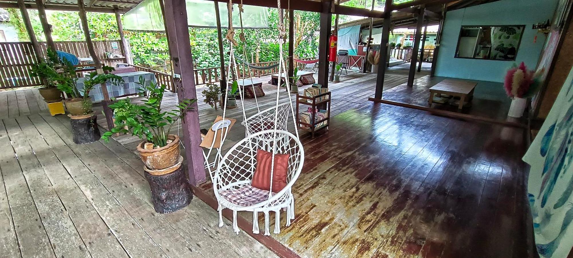 Ta Yai Homestay Ko Kut Экстерьер фото
