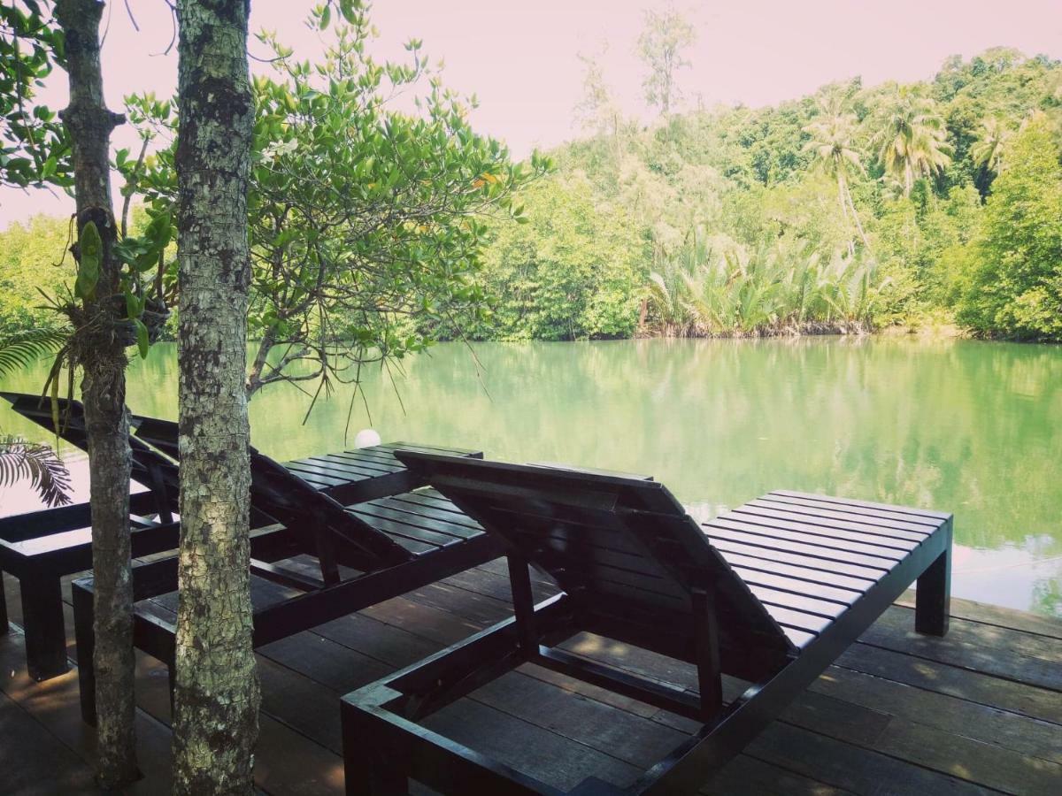 Ta Yai Homestay Ko Kut Экстерьер фото